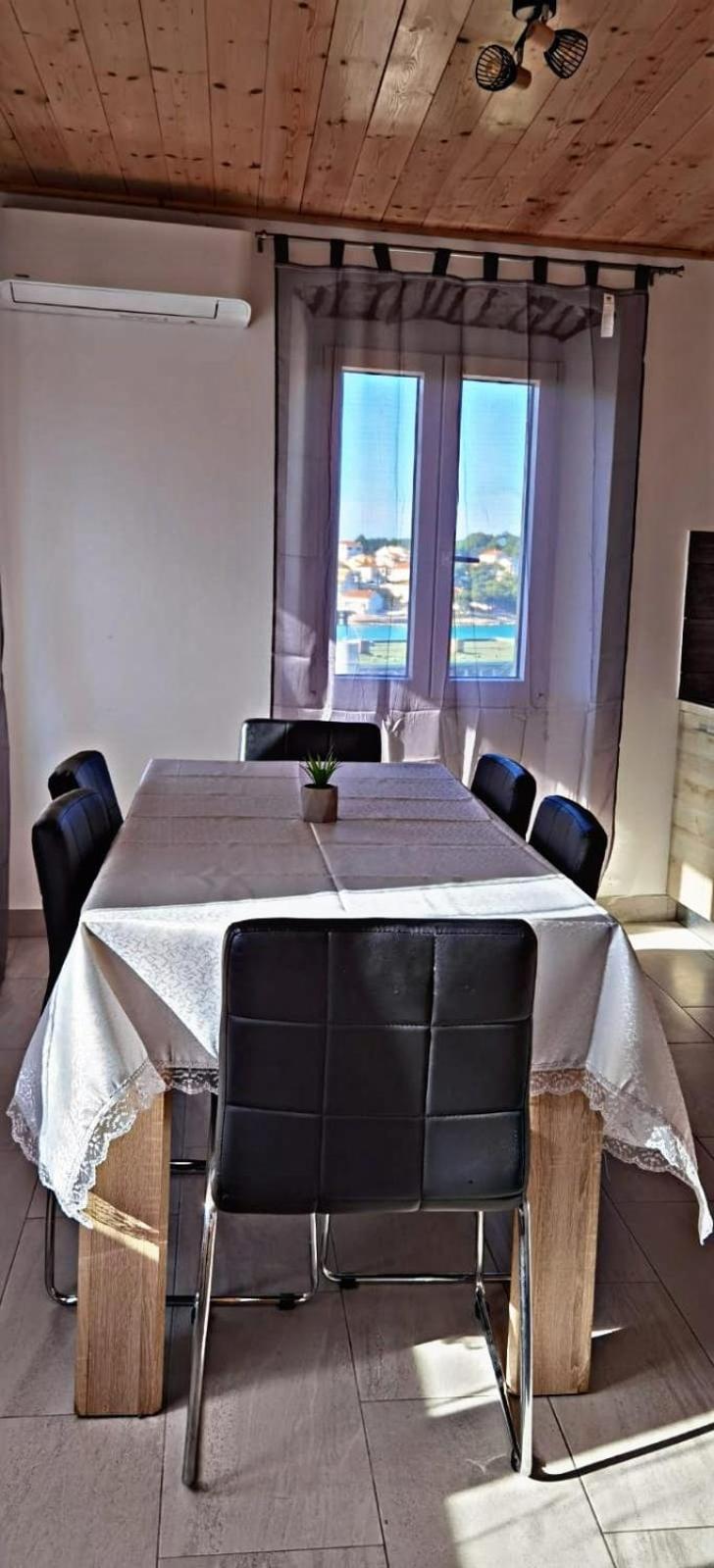 Amani Modern Apartment 鲁巴达 外观 照片